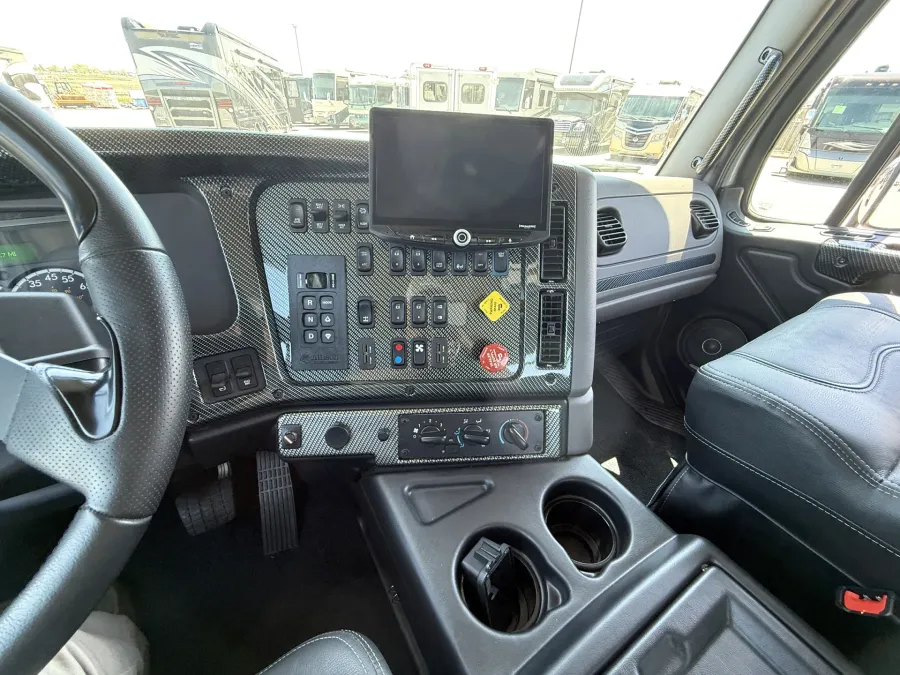 2024 Freightliner M2 106 Summit Hauler | Photo 23 of 22