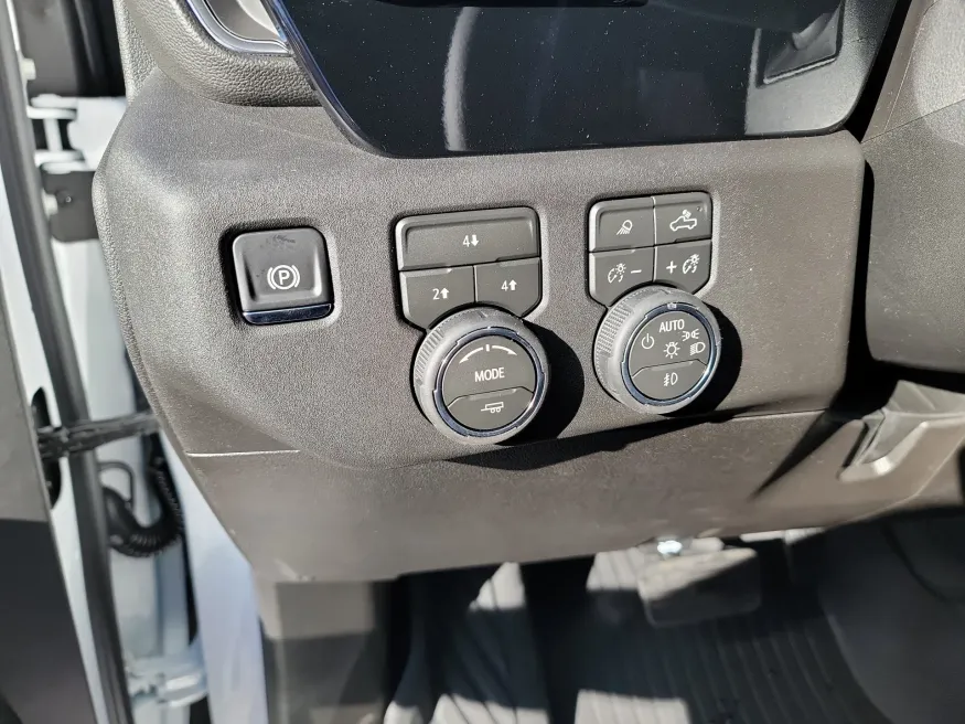 2026 Chevrolet Silverado 2500HD LT | Photo 13 of 20