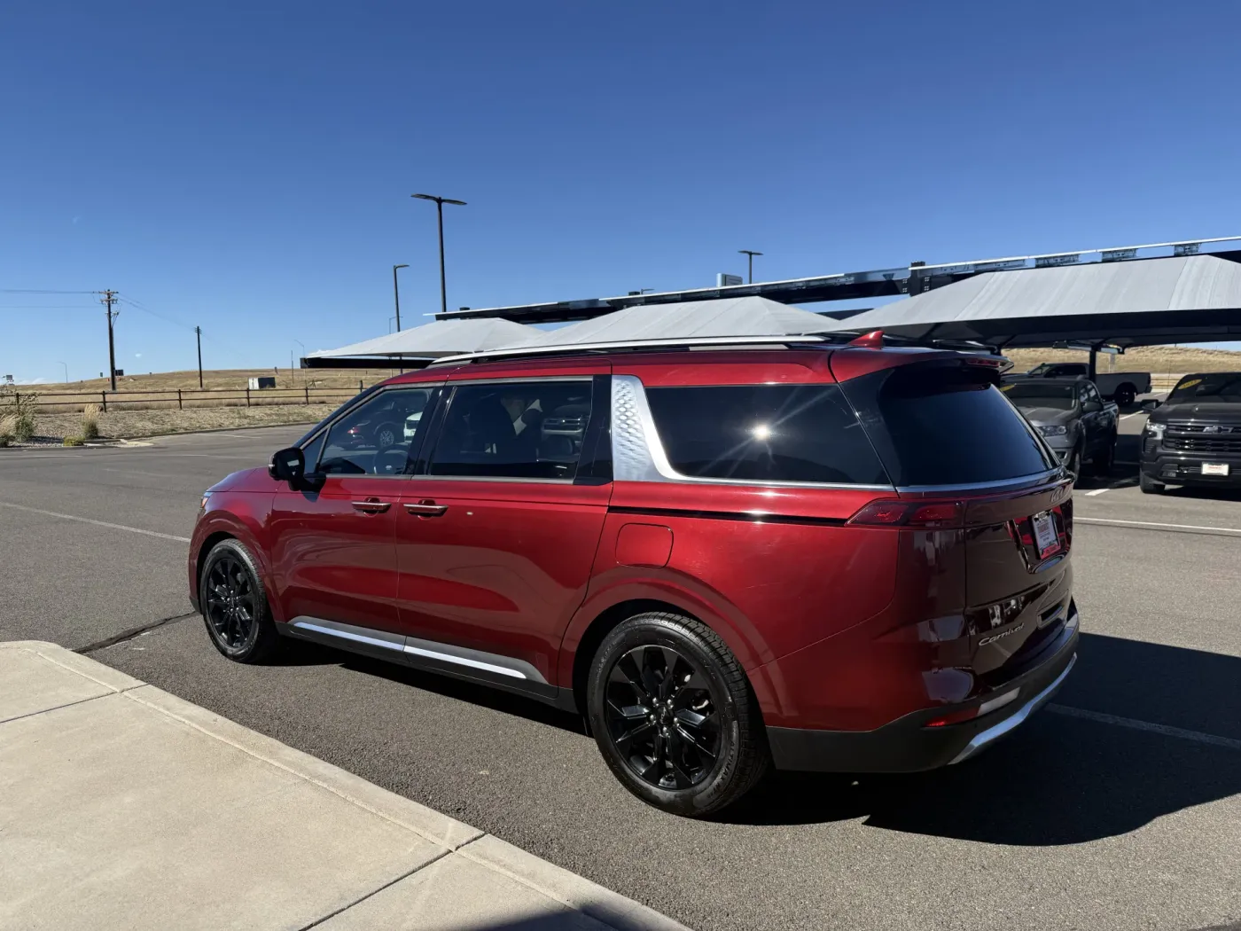 2022 Kia Carnival SX Prestige | Photo 5 of 28