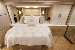 2026 Emerald Luxury Coaches Prevost H3-45 Quad Slide | Thumbnail Photo 16 of 34