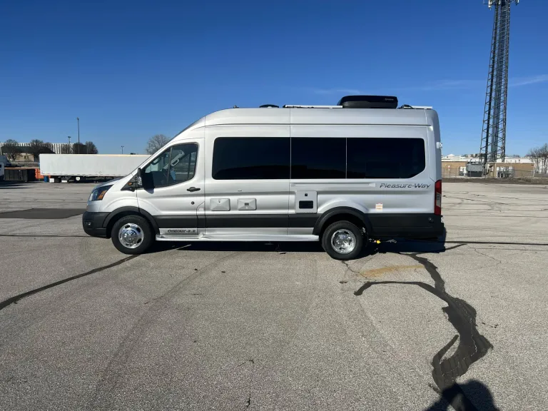 2026 Pleasure-way Ontour 2.2 AWD