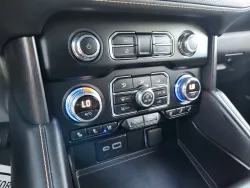 2024 GMC Yukon AT4 | Thumbnail Photo 28 of 32