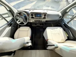 2024 Winnebago View 24J | Thumbnail Photo 6 of 23