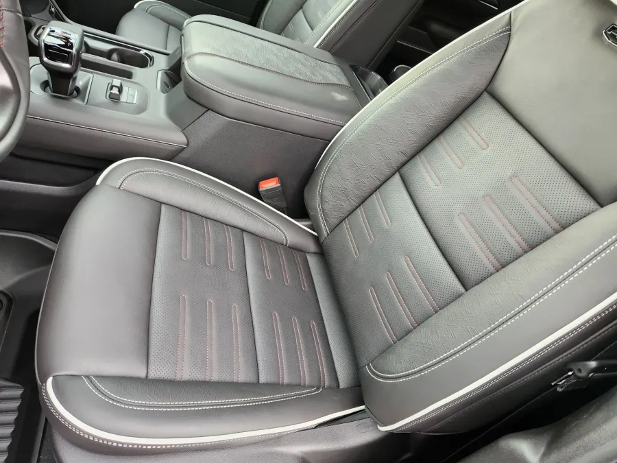 2026 GMC Sierra 1500 AT4X | Photo 9 of 23