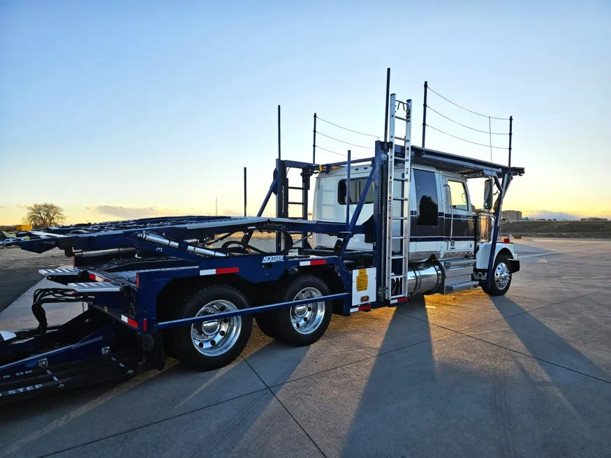 2021 Western Star 4900FA | Photo 5 of 30
