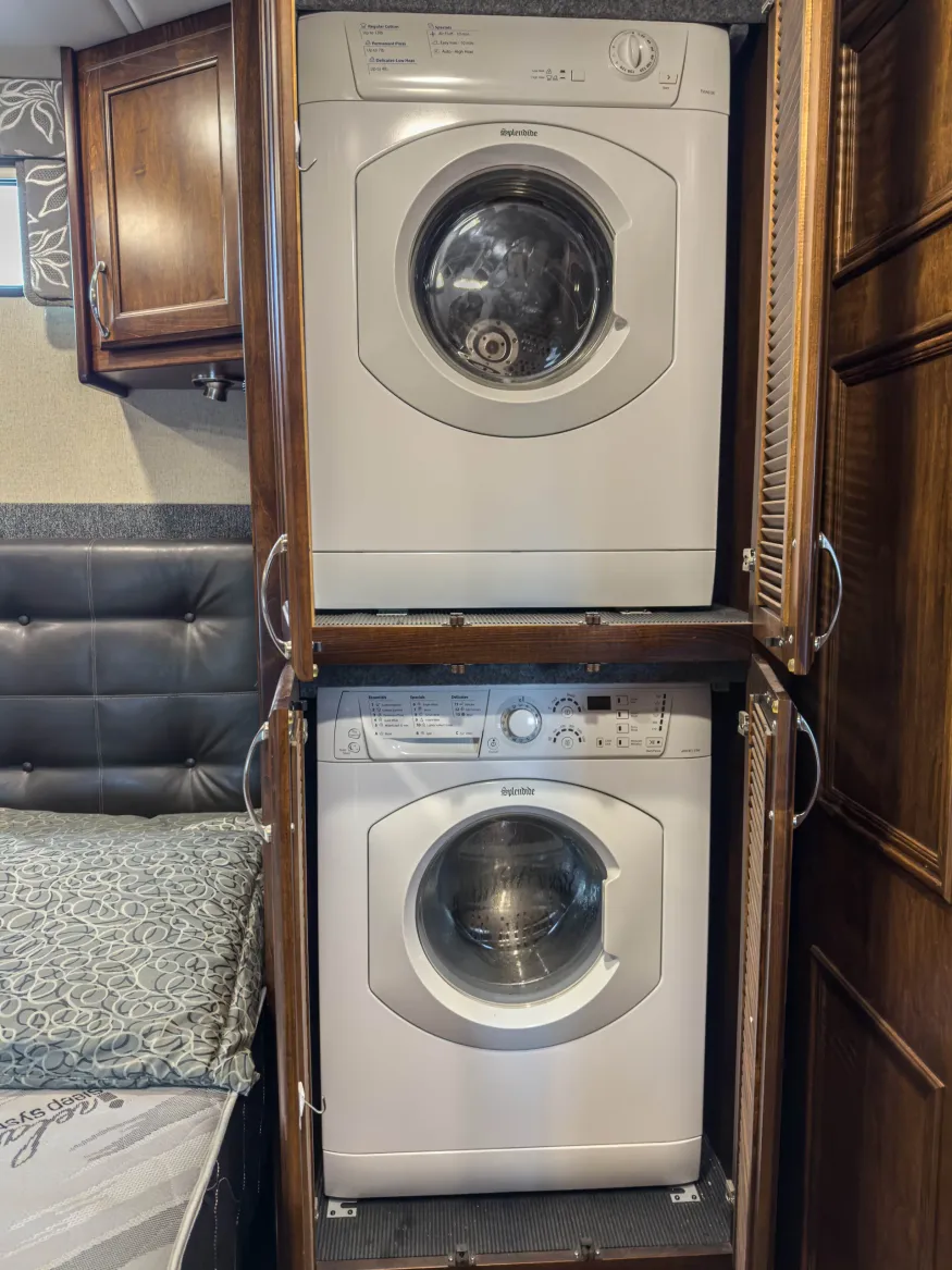 2018 Renegade Verona 40VBH | Photo 26 of 26