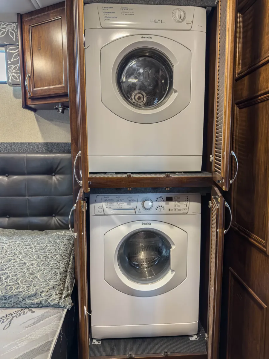 2018 Renegade Verona 40VBH | Photo 26 of 26