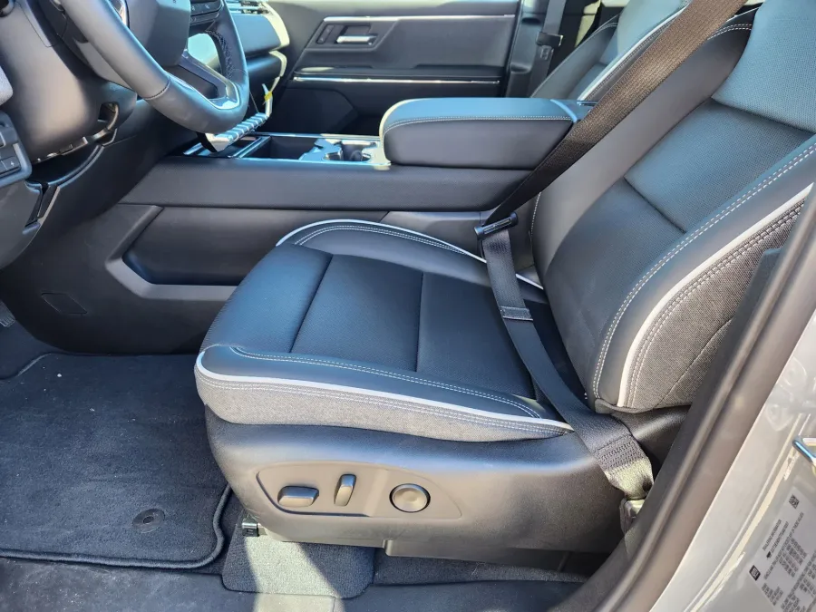 2026 GMC Sierra EV Standard Range Elevation | Photo 8 of 28