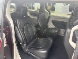 2023 Chrysler Pacifica Touring L | Thumbnail Photo 9 of 24