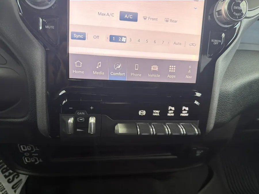 2026 RAM 2500 Tradesman | Photo 10 of 14