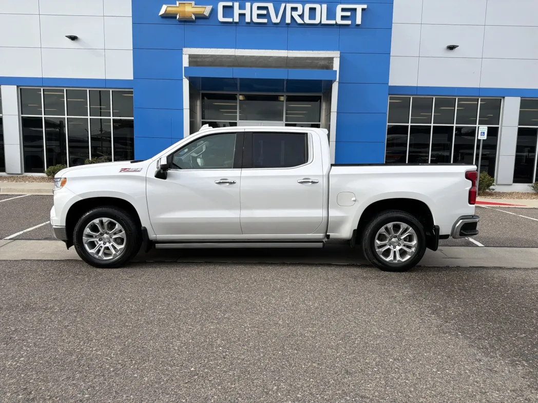 2024 Chevrolet Silverado 1500 LTZ 