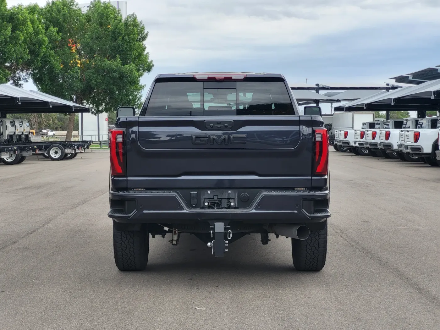 2024 GMC Sierra 2500HD Denali | Photo 5 of 25