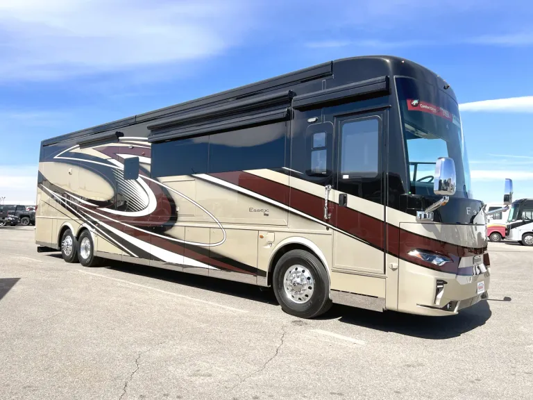 2023 Newmar Essex 4521