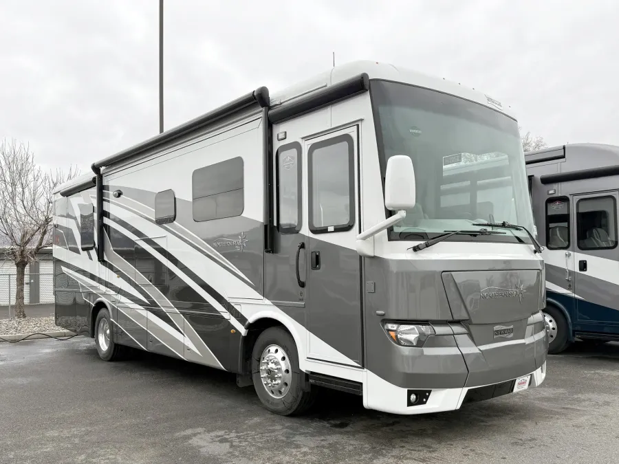 2026 Newmar Northern Star 3418 | Photo 1 of 23