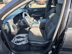 2024 Chevrolet Traverse AWD LT | Thumbnail Photo 10 of 29