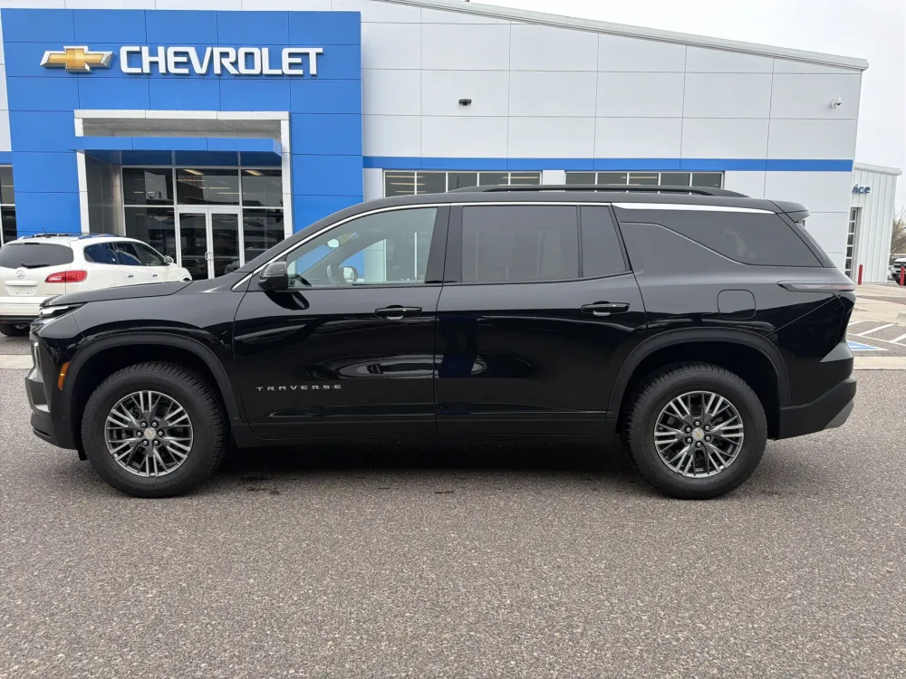 2024 Chevrolet Traverse AWD LT