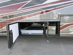 2025 Newmar Dutch Star 4369 | Thumbnail Photo 33 of 33