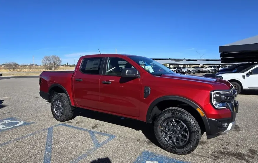 2025 Ford Ranger | Photo 3 of 29