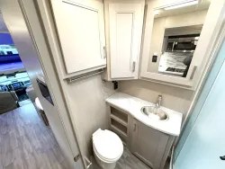 2023 Thor Magnitude SV34 | Thumbnail Photo 12 of 26