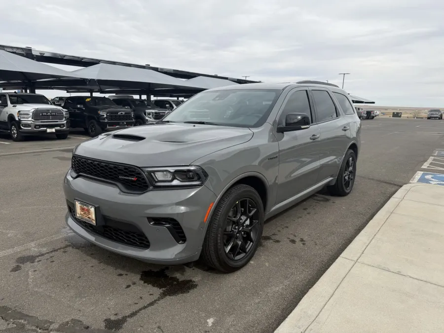 2026 Dodge Durango GT Plus HEMI V8 | Photo 3 of 21