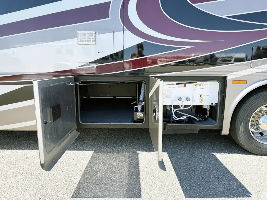 2017 Tiffin Allegro Breeze 32BR | Photo 26 of 27