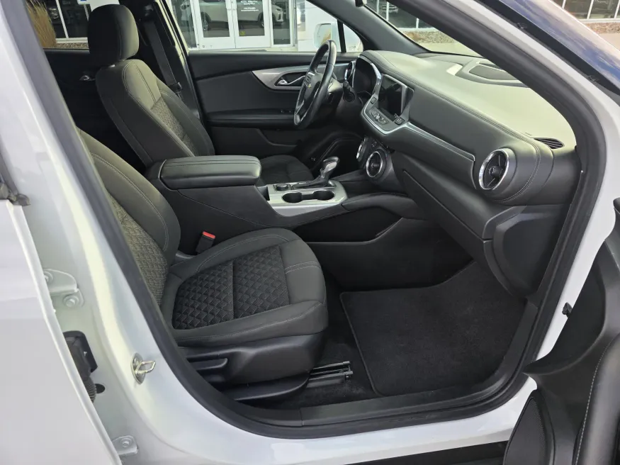 2020 Chevrolet Blazer LT | Photo 14 of 20