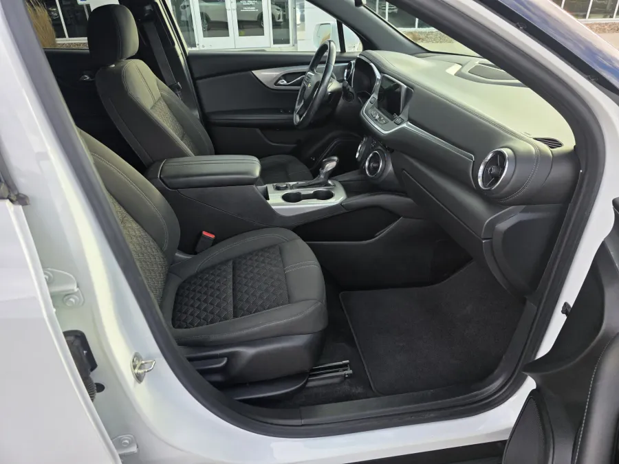 2020 Chevrolet Blazer LT | Photo 14 of 20