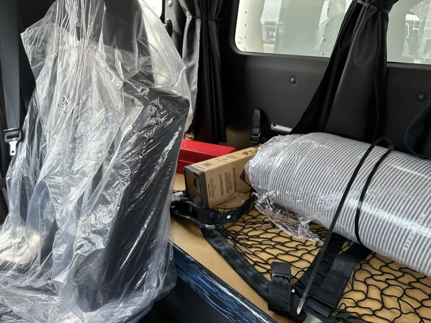 2025 Freightliner M2 106 | Photo 3 of 8