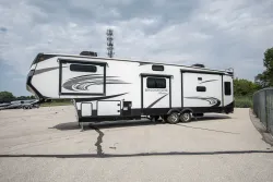 2022 Coachmen Brookstone 398MBL | Thumbnail Photo 3 of 27