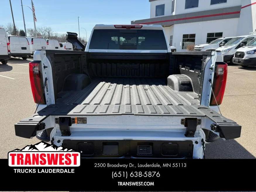 2026 GMC Sierra 3500HD Denali Ultimate | Photo 13 of 22