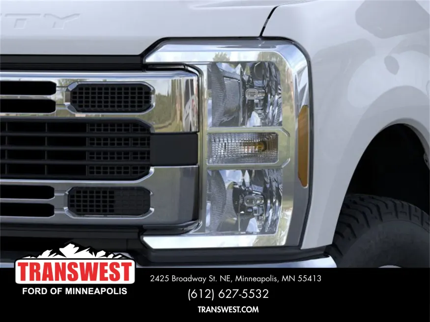 2026 Ford Super Duty F-350 XLT | Photo 18 of 22