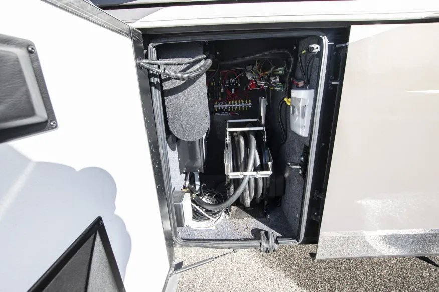 2020 Newmar Dutch Star 4369 | Photo 51 of 55