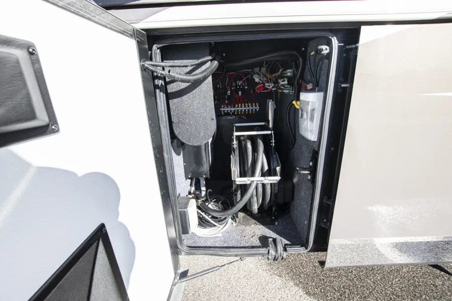 2020 Newmar Dutch Star 4369 | Photo 51 of 55