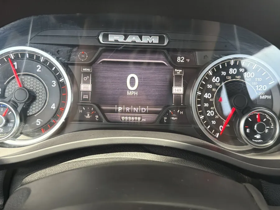 2022 RAM 2500 Big Horn | Photo 14 of 20