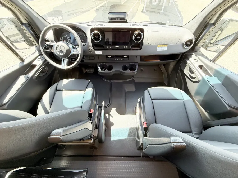 2027 Winnebago Revel Sport 44C | Photo 11 of 19