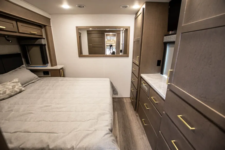 2026 Renegade Valencia 36SB | Photo 22 of 22