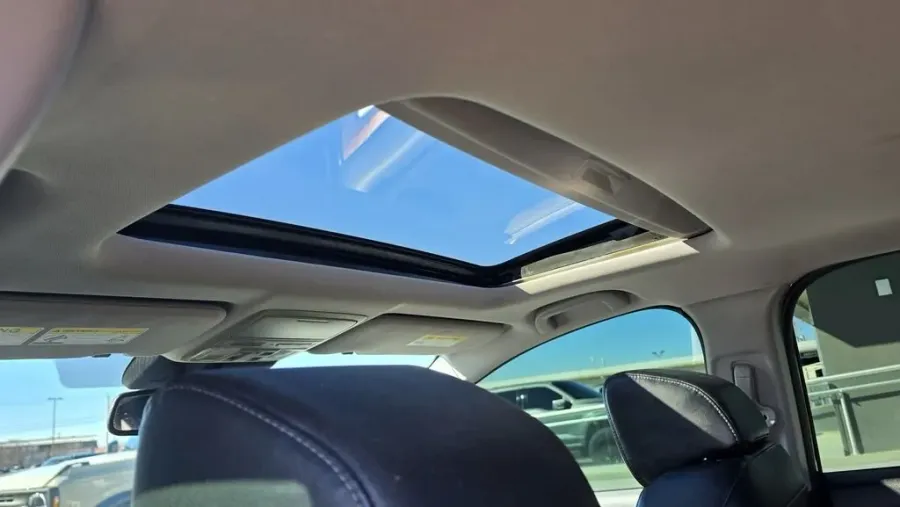 2017 Honda CR-V | Photo 25 of 28