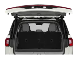 2019 Lincoln Navigator | Thumbnail Photo 8 of 14