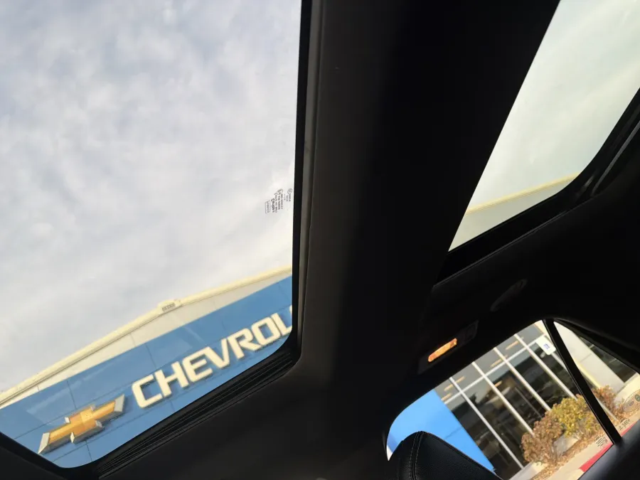 2016 Ford Explorer Limited | Photo 23 of 24