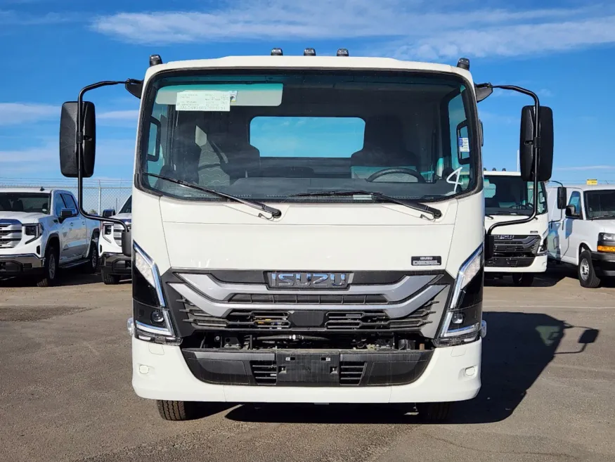 2025 Isuzu NPR-HD DIESEL | Photo 8 of 19