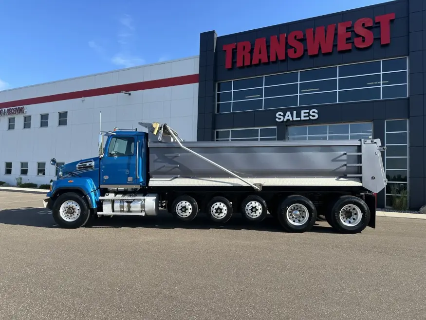 2021 Western Star 4700 | Photo 8 of 14