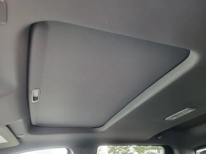 2026 GMC Sierra 1500 Elevation | Photo 10 of 24