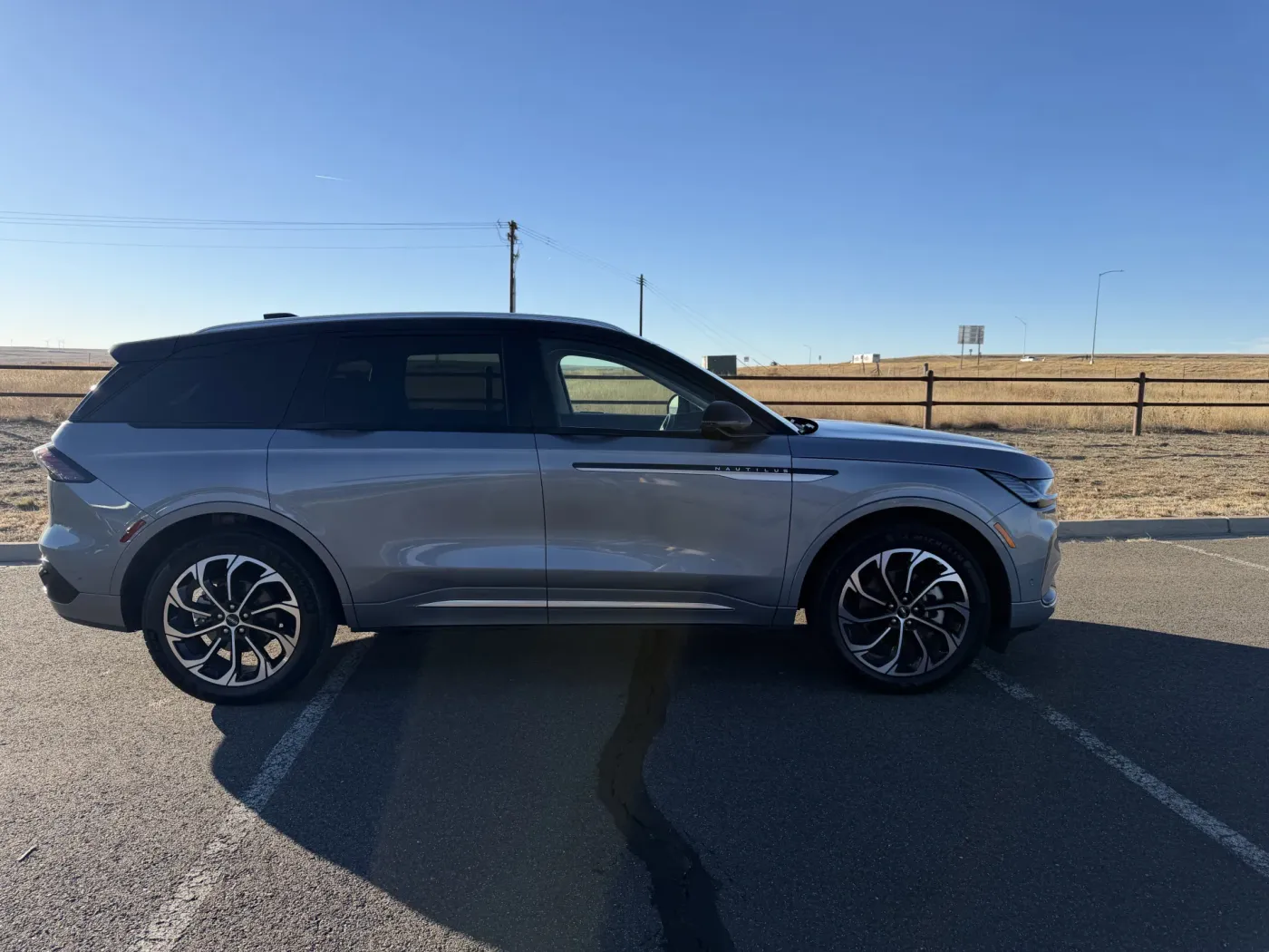 2024 Lincoln Nautilus Reserve | Photo 5 of 22