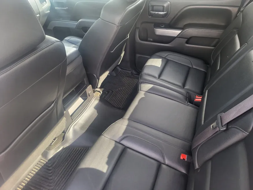 2017 Chevrolet Silverado 1500 LT | Photo 20 of 23