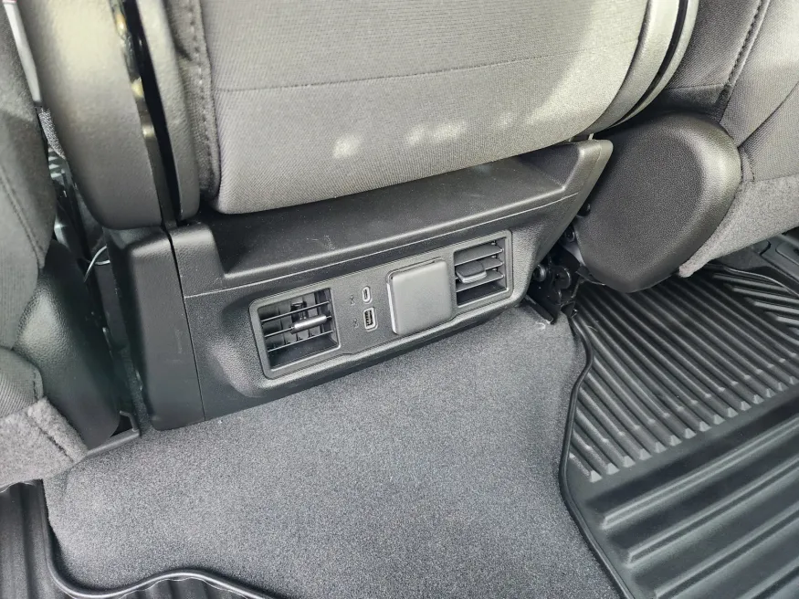 2026 GMC Sierra 1500 Elevation | Photo 19 of 22