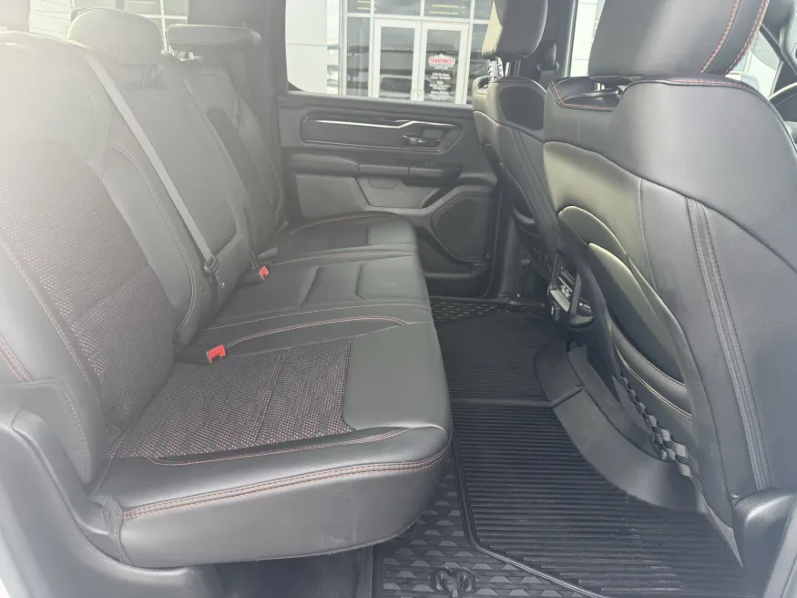 2021 RAM 1500 Big Horn | Photo 12 of 29