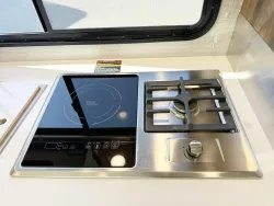 2024 Winnebago View 24J | Thumbnail Photo 10 of 23