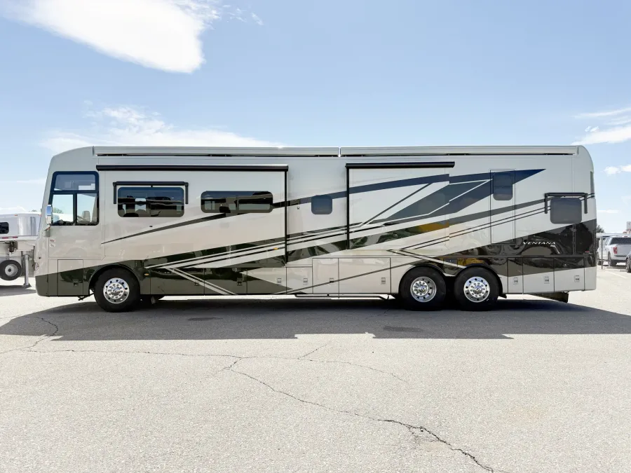 2027 Newmar Ventana 4345 | Photo 24 of 33