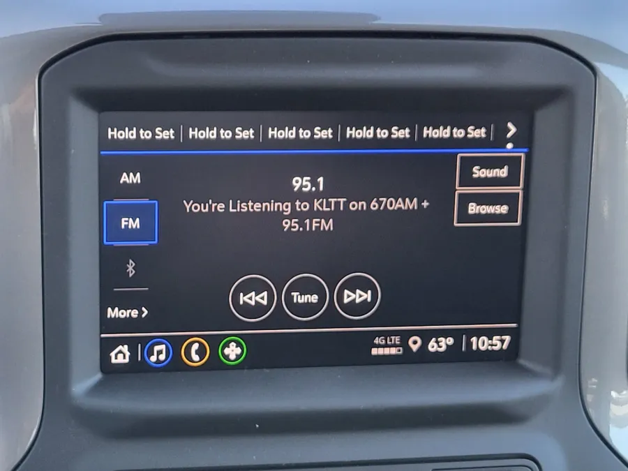 2026 GMC Sierra 2500HD Pro | Photo 13 of 24