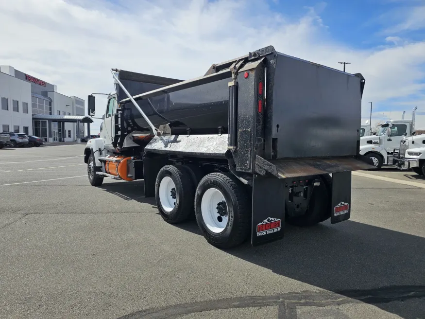 2017 Western Star 4700SB | Photo 7 of 17